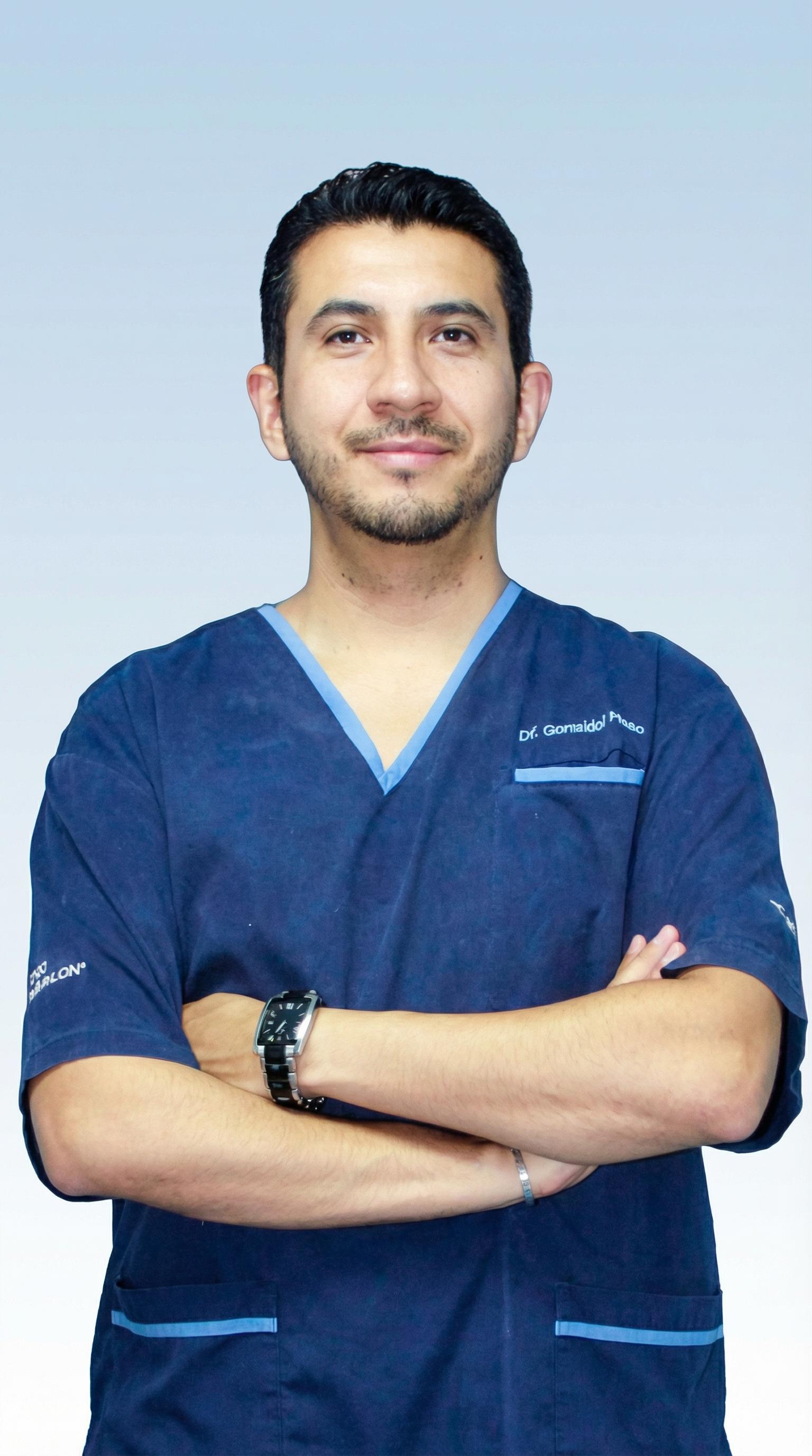 Dr. Noé González Plata Especialista en Plantillas Personalizadas Andar Al Cien